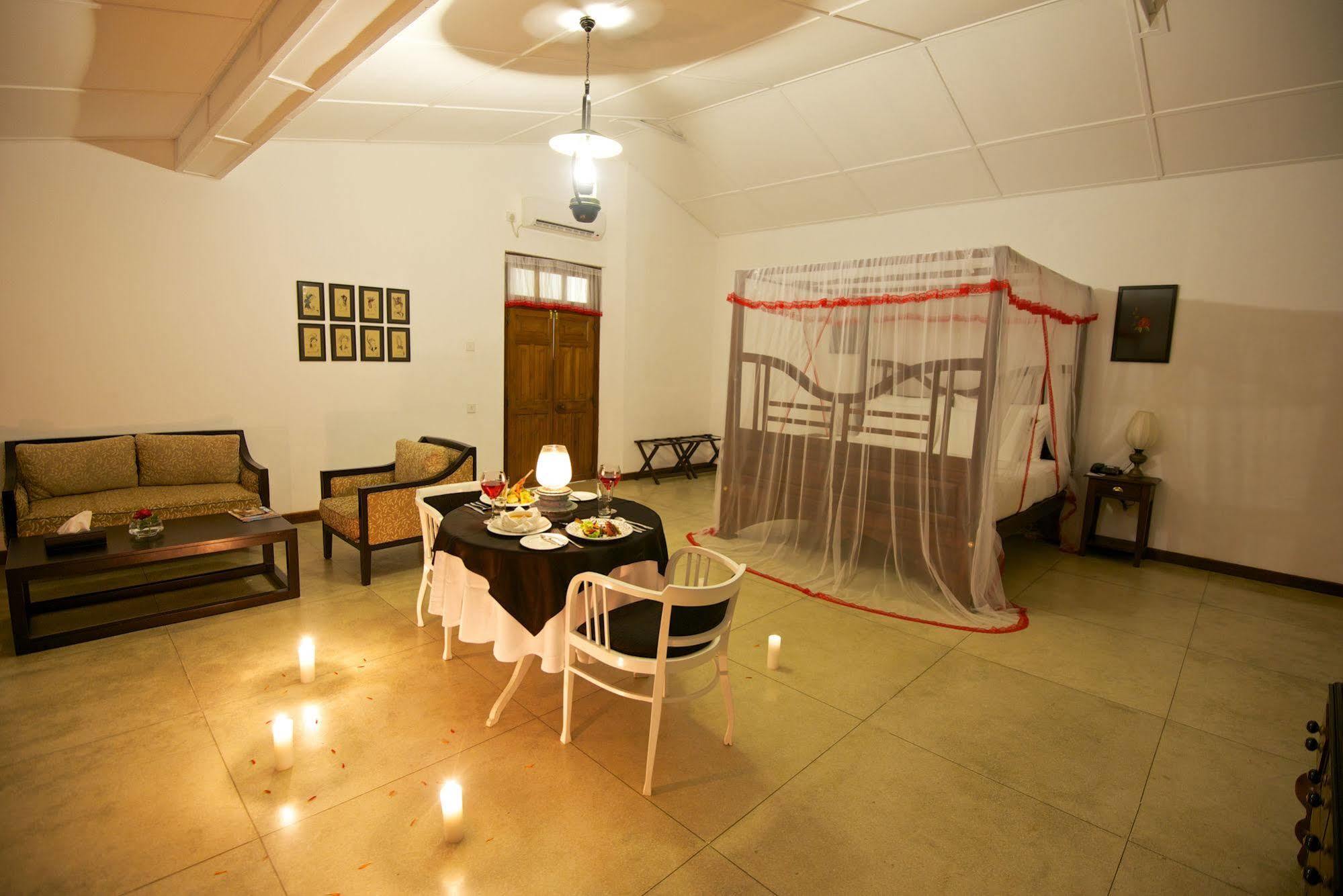 Mountbatten Bungalow- Thema Collection Kandy Eksteriør billede